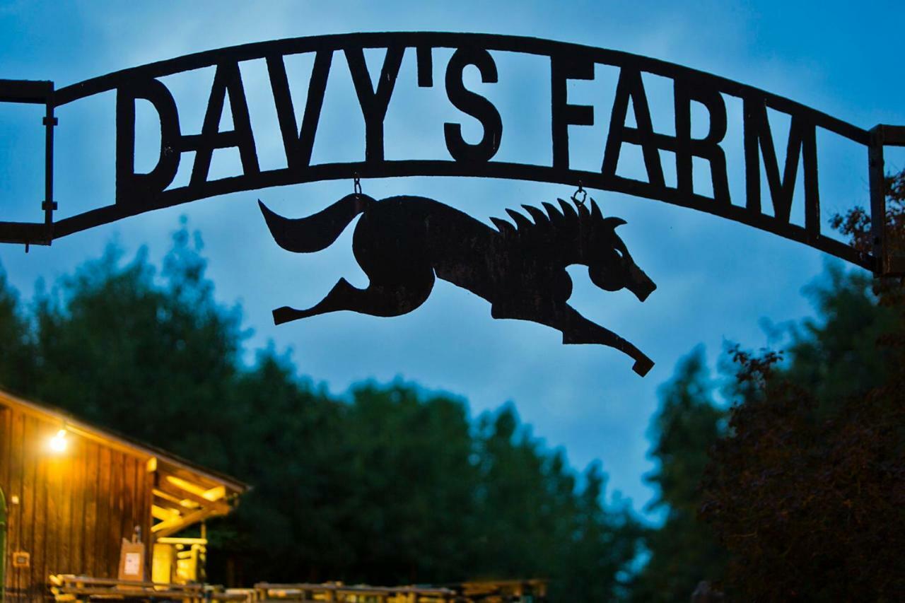Disney Davy Crockett Ranch Villeneuve-le-Comte Exterior photo